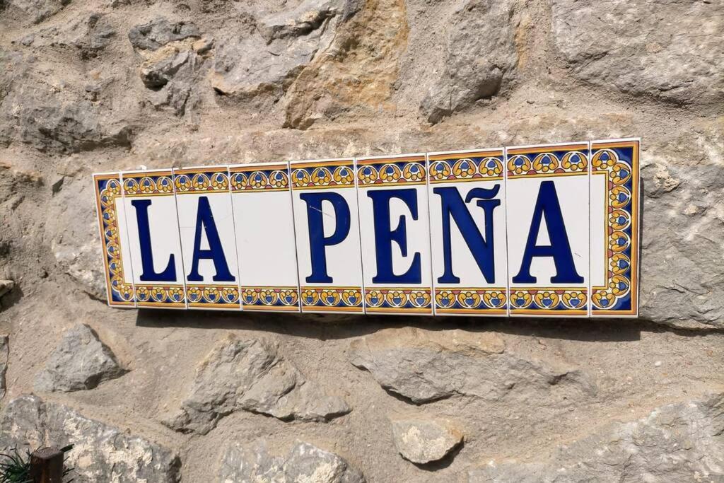 Casa Rural La Pena En Unquera Eksteriør billede