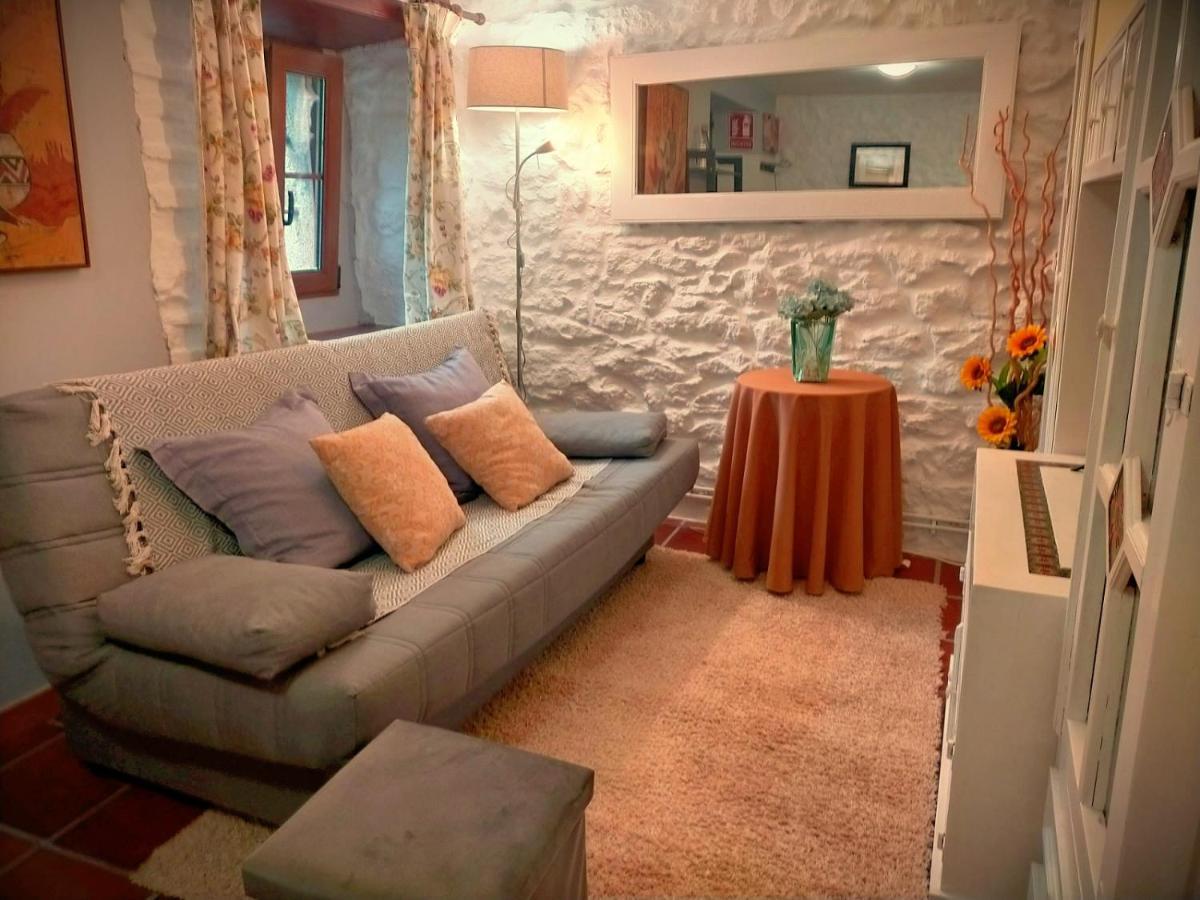 Casa Rural La Pena En Unquera Eksteriør billede